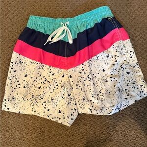 Chubbies swim trunks, Men’s XS, Colorful Splatter Swim Shorts